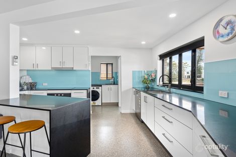 Property photo of 8/49-51 Hooker Boulevard Broadbeach Waters QLD 4218