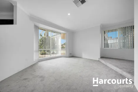 Property photo of 39 Cadoux Loop Hocking WA 6065