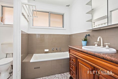 Property photo of 30 Timberi Avenue Dapto NSW 2530