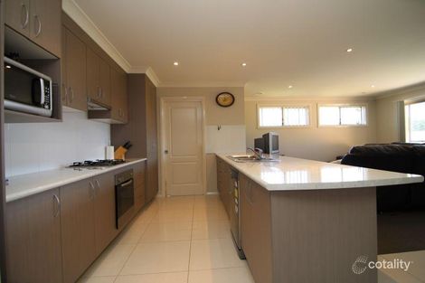 Property photo of 10 Emerald Street Orange NSW 2800