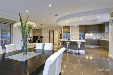 Property photo of 29 Crown Street Glen Waverley VIC 3150