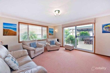 Property photo of 6 Clipper Close Caves Beach NSW 2281