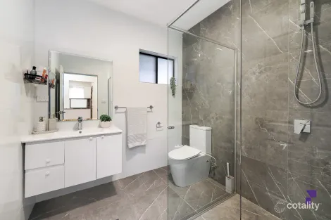 Property photo of 2 Kareela Crescent Greenacre NSW 2190