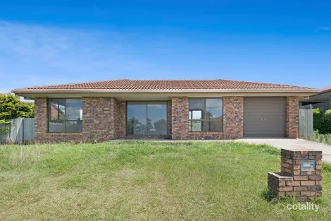 13 Wyena St, Kallangur, QLD 4503