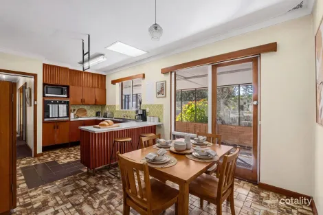 15 Dixon Ave, Kewdale, WA 6105