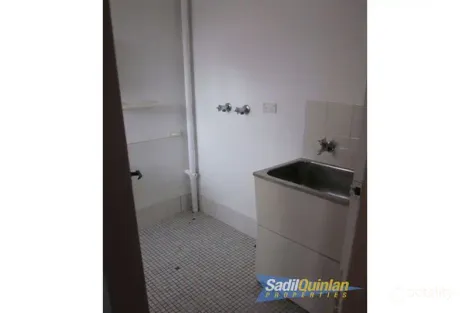 Property photo of 9/5 Adams Street Queanbeyan West NSW 2620