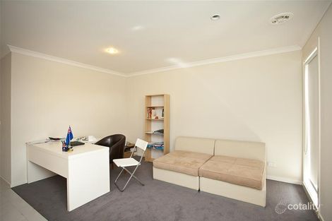 Property photo of 53 Longfield Way Deer Park VIC 3023