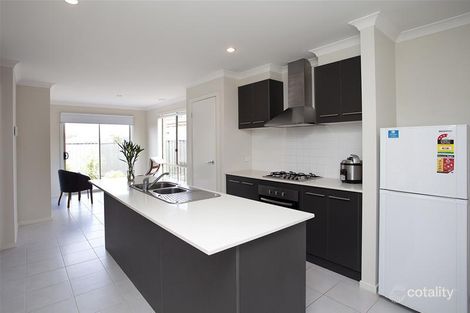 Property photo of 53 Longfield Way Deer Park VIC 3023