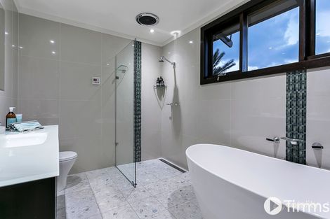 Property photo of 2 Castleton Avenue Port Noarlunga SA 5167