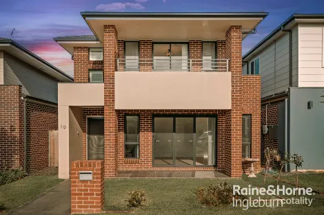 19 HYDRUS ST, AUSTRAL, NSW 2179