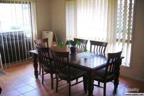 Property photo of 6 Chatfield Close Oxley QLD 4075