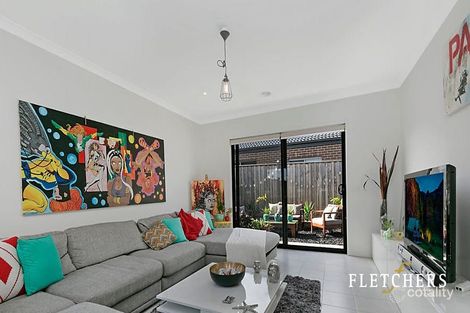 Property photo of 18 Hill Farm Drive Clyde VIC 3978