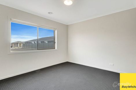 Property photo of 5 Stableford Street Werribee VIC 3030