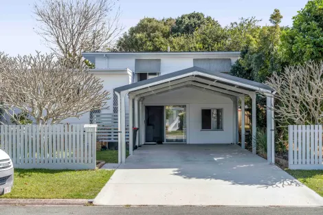 Property photo of 14 Larool Avenue Bellara QLD 4507