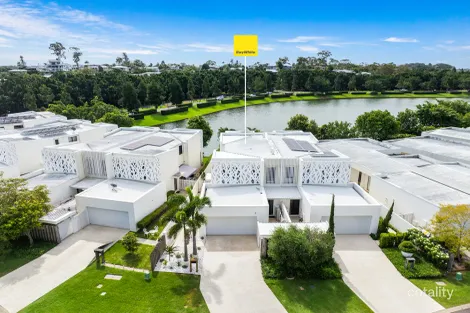 2632 The Address, Hope Island, QLD 4212