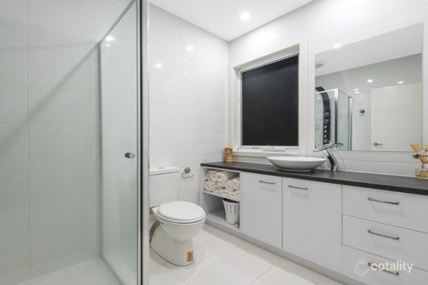 Property photo of 1A Renown Street Ferntree Gully VIC 3156