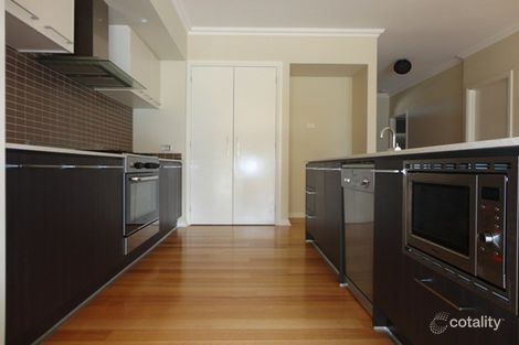 Property photo of 13 Hyacinth Place Point Cook VIC 3030