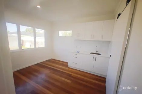Property photo of 4 Everett Street Upper Mount Gravatt QLD 4122