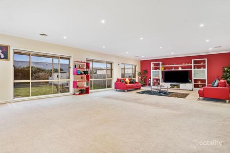 Property photo of 33 Curtis Avenue Sunbury VIC 3429