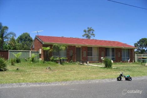 33 Roselands Ave, Wyoming, NSW 2250