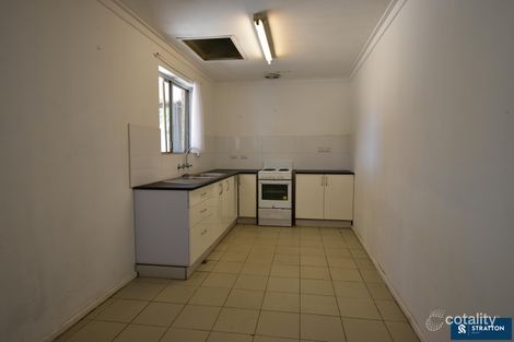 Property photo of 4 Barellan Court Armadale WA 6112