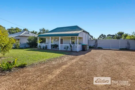 Property photo of 20 Raymond Street Collie WA 6225