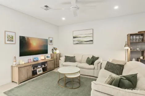 Property photo of 18 Wharf Parade Shell Cove NSW 2529
