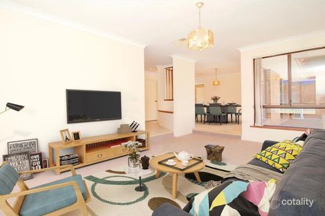 6 Blair Ct, Waikiki, WA 6169