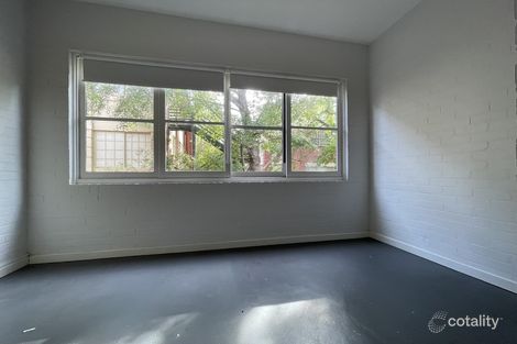 Property photo of 2/15 Fitzroy Street St Kilda VIC 3182