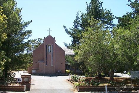 201 Lesmurdie Rd, Lesmurdie, WA 6076