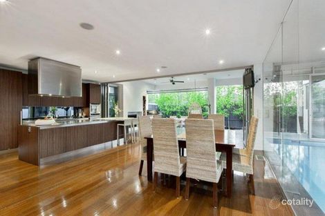 Property photo of 588 Centre Road Bentleigh VIC 3204