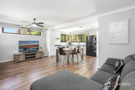 Property photo of 19 Dumbarton Place Engadine NSW 2233