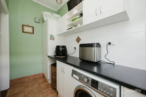 Property photo of 136 Main North Road Clare SA 5453