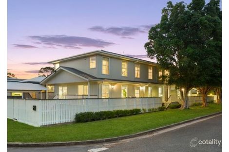 74 Harold St, Holland Park, QLD 4121