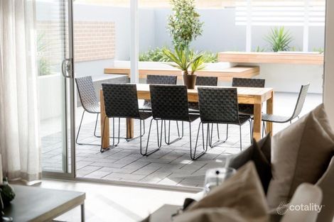 Property photo of 4 Periwinkle Road Mullaloo WA 6027