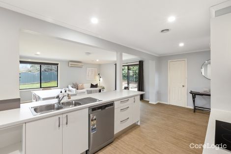 Property photo of 4 Northstoke Way Orange NSW 2800