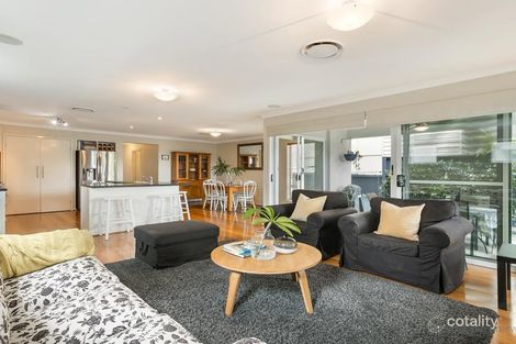 16 Dart St, Corinda, QLD 4075