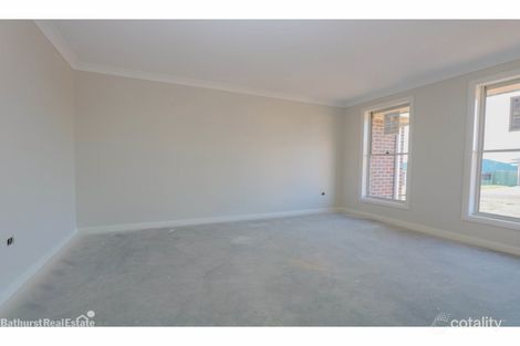 Property photo of 2 McLean Street Windradyne NSW 2795