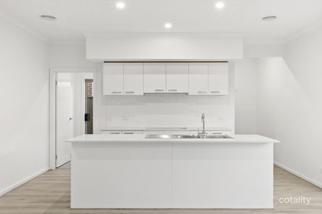 Property photo of 4 Amiable Parade Armstrong Creek VIC 3217