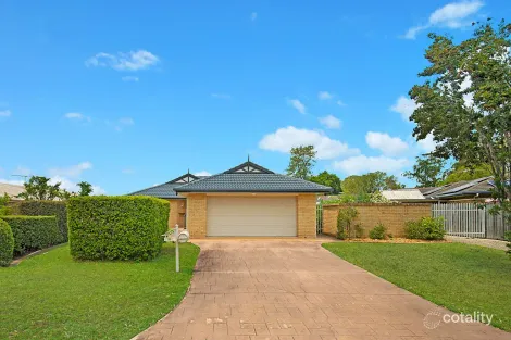 18 Crozier Cres, Meadowbrook, QLD 4131