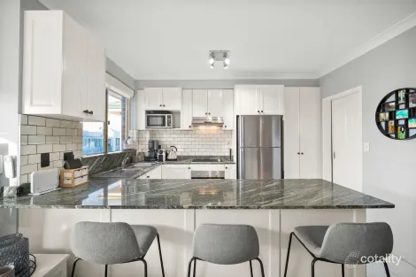 Property photo of 15/194-198 Willarong Road Caringbah NSW 2229