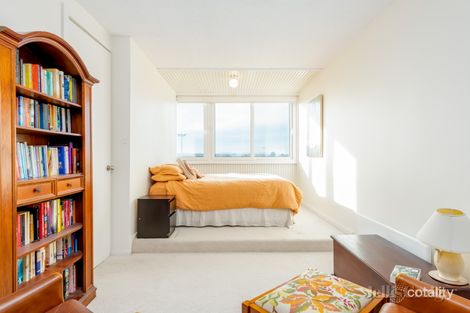 Property photo of 7H/12 Marine Parade St Kilda VIC 3182