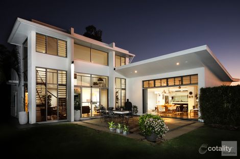 Property photo of 21 Ridgedale Avenue Norman Gardens QLD 4701