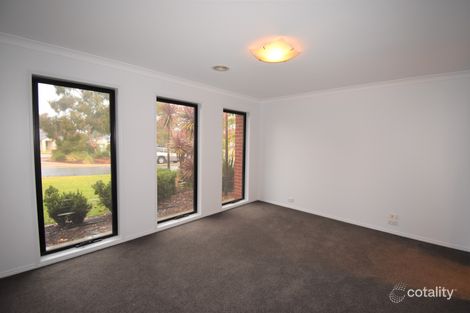 Property photo of 18 Cassinia Court Thurgoona NSW 2640