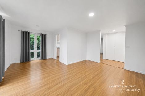 Property photo of 24 Wintersun Drive Albanvale VIC 3021