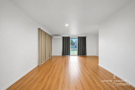 Property photo of 24 Wintersun Drive Albanvale VIC 3021
