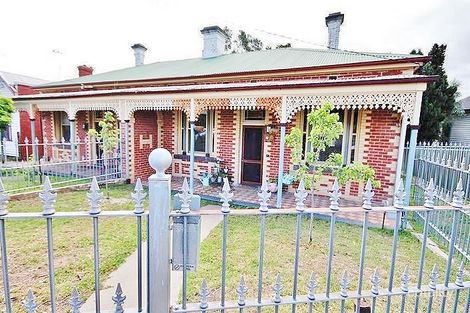 Property photo of 2 Breen Street Quarry Hill VIC 3550