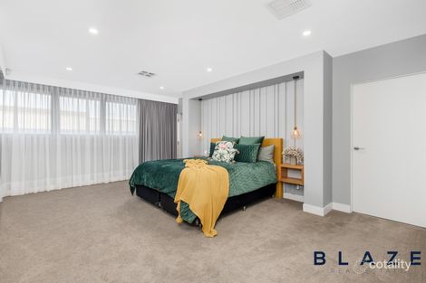 Property photo of 21 Dobroyd Drive Elizabeth Hills NSW 2171