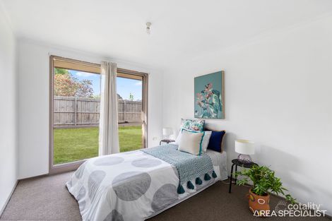 Property photo of 3 Molga Close Kurunjang VIC 3337