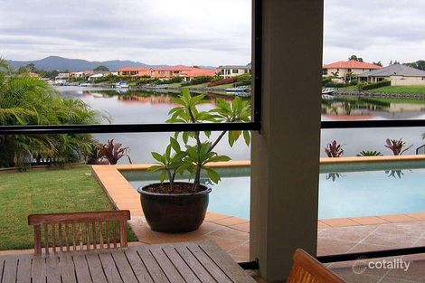 Property photo of 36 John Dalley Drive Helensvale QLD 4212
